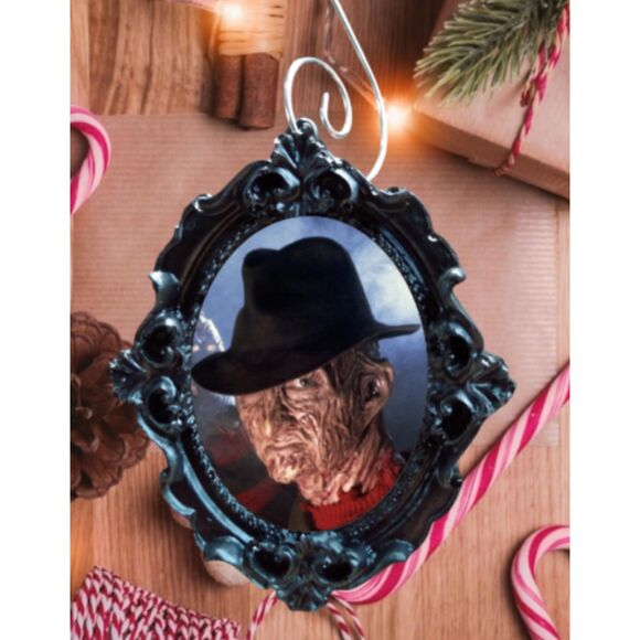 Freddy Krueger Christmas Tree Ornament Nightmare of Elm Street Decor - Picture 1 of 1